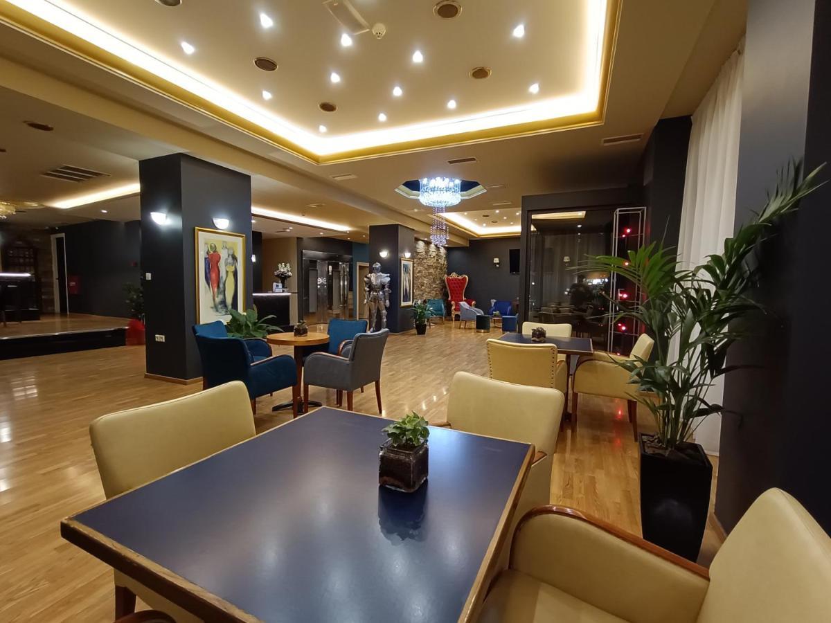 Queens Leriotis Hotel Piraeus Ngoại thất bức ảnh