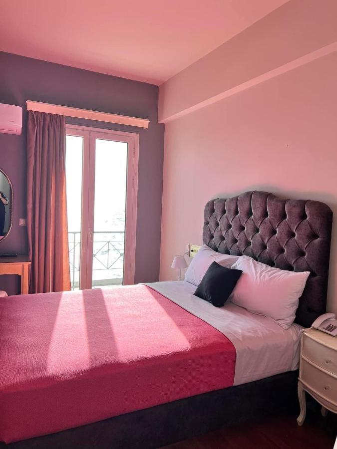 Queens Leriotis Hotel Piraeus Ngoại thất bức ảnh